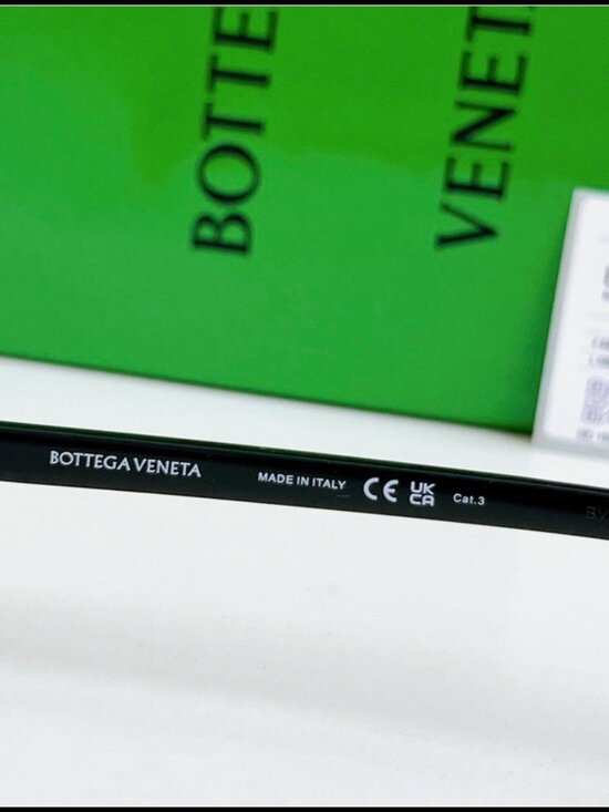 Bottega Veneta Black Oval Retro Eyeglasses main image 5